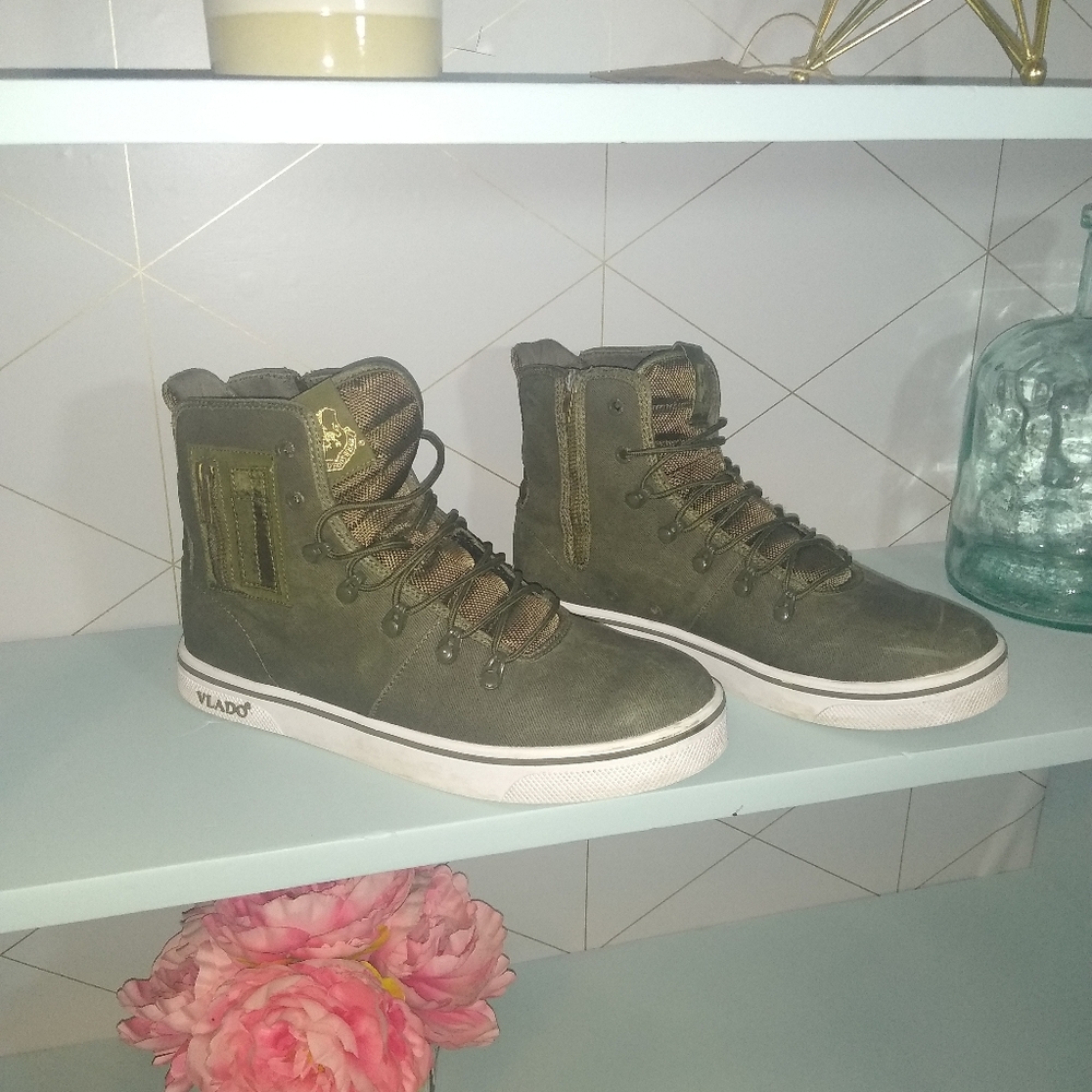 Men's boots